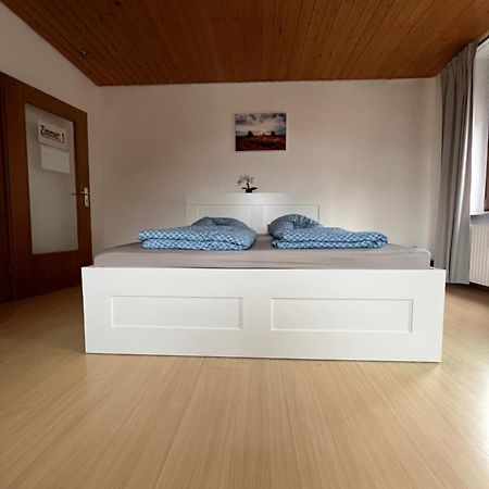 Gemuetliche Wohnung In Ruhiger Lage Карлсруе Екстериор снимка