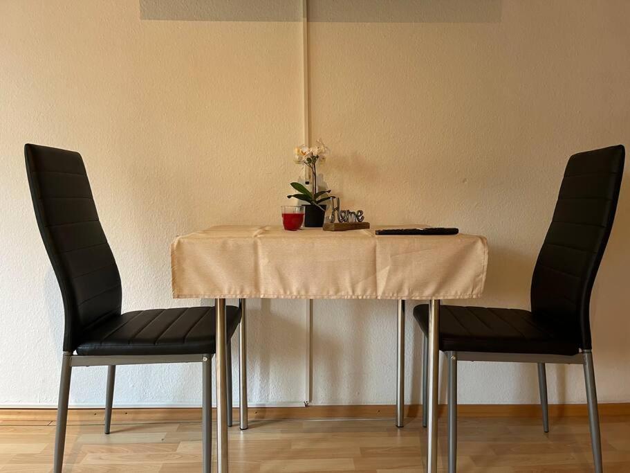 Gemuetliche Wohnung In Ruhiger Lage Карлсруе Екстериор снимка