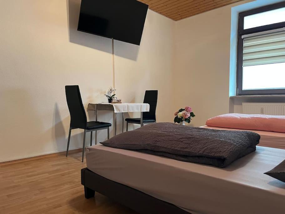 Gemuetliche Wohnung In Ruhiger Lage Карлсруе Екстериор снимка