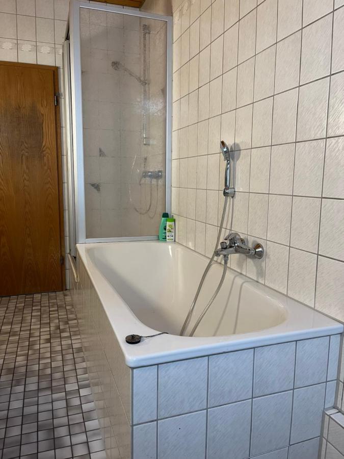 Gemuetliche Wohnung In Ruhiger Lage Карлсруе Екстериор снимка